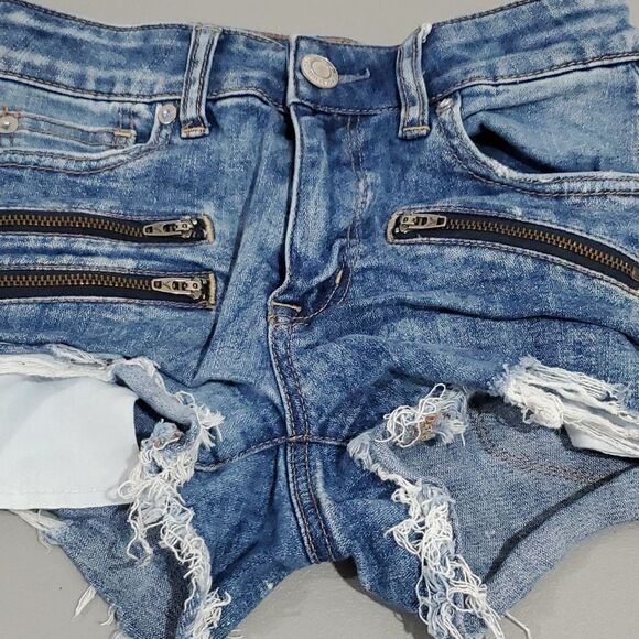 American Eagle super stretch high rise jean shorts - Picture 8 of 8